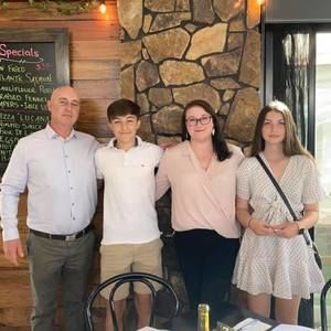 Meet your Posher, Leanne